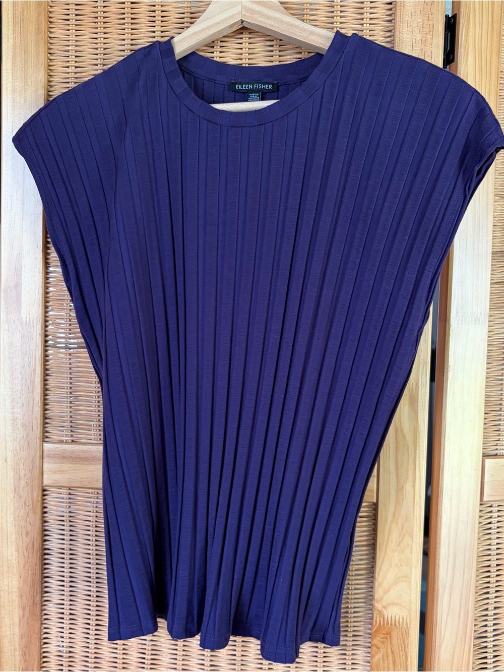 Eileen Fisher Pleated Ribbed Cap-Sleeve Top in Deep Purple  sz XS
